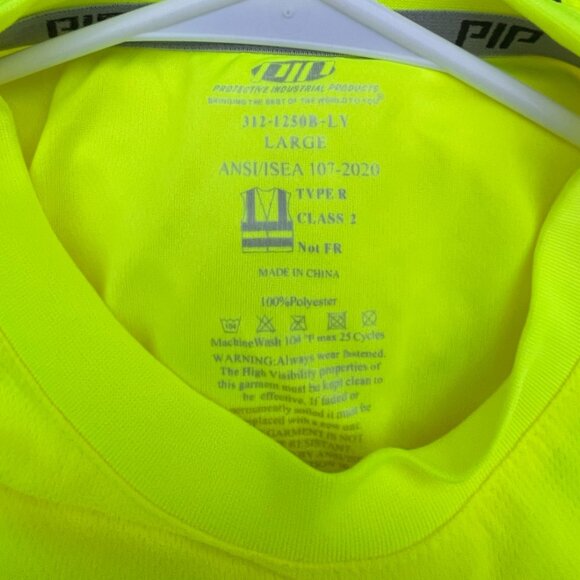 FedEx High Vis Shirts, Made by PIP, Size L, Set of 2 for the price of 1 - Picture 3 of 3